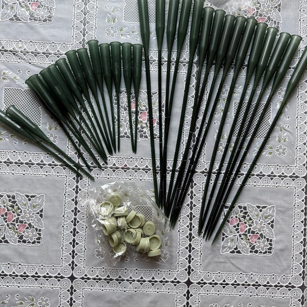 Bright Creations 30 Pack Stem Water Tubes for Floral Arrangements with Caps,